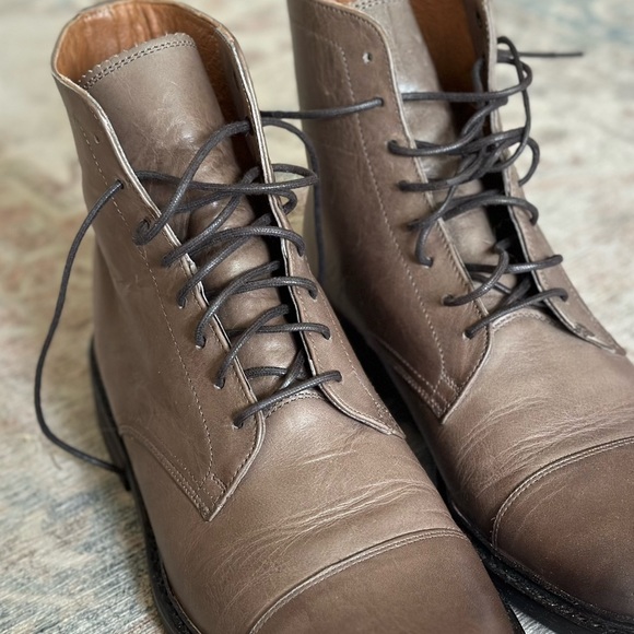 Frye Seth Cap toe size 10 (NIB) - Picture 9 of 14